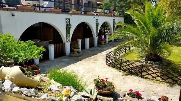 Wohnung Mit Grill Und Gemeinsamem Pool Campiglia Marittima