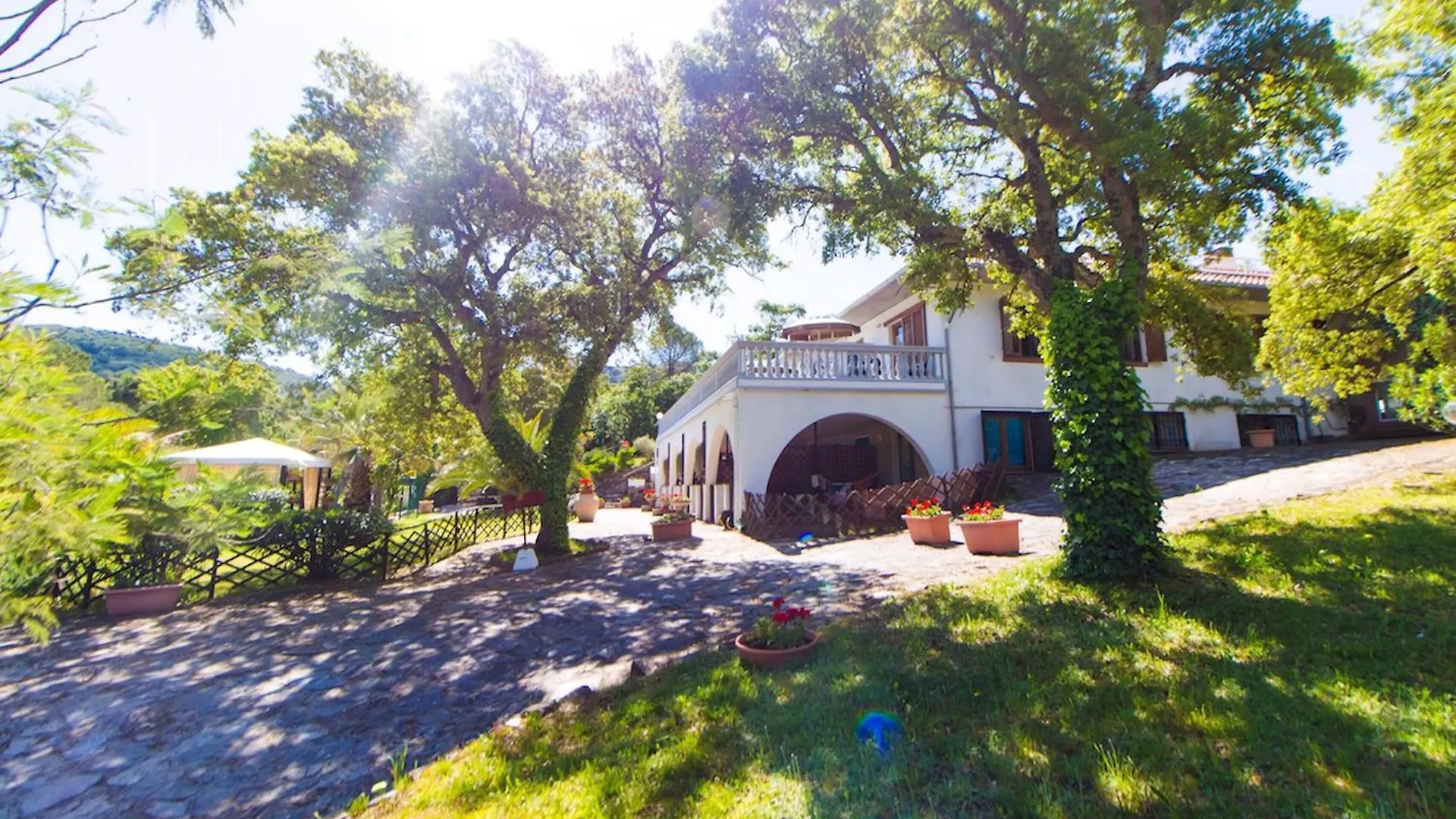 Apartment Wohnung Mit Grill Und Gemeinsamem Pool Campiglia Marittima Italien