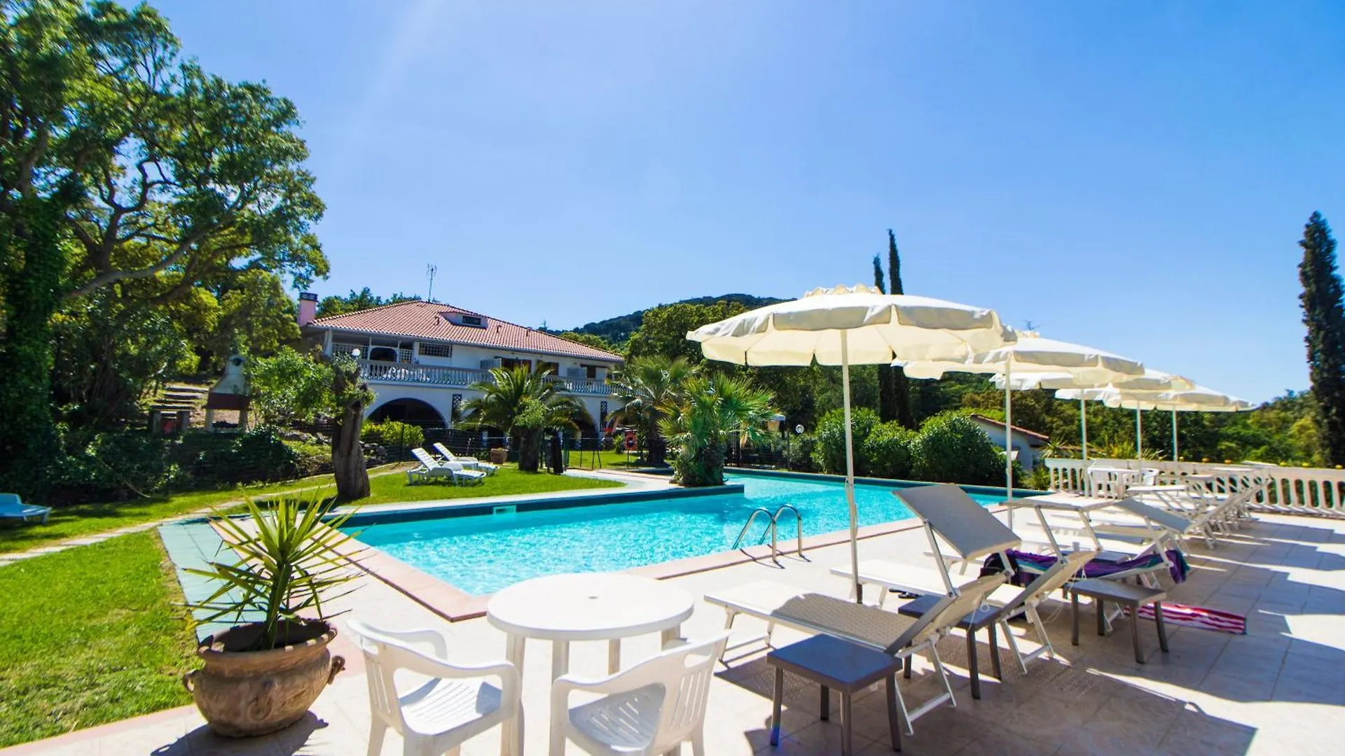 Wohnung Mit Grill Und Gemeinsamem Pool Campiglia Marittima Apartment